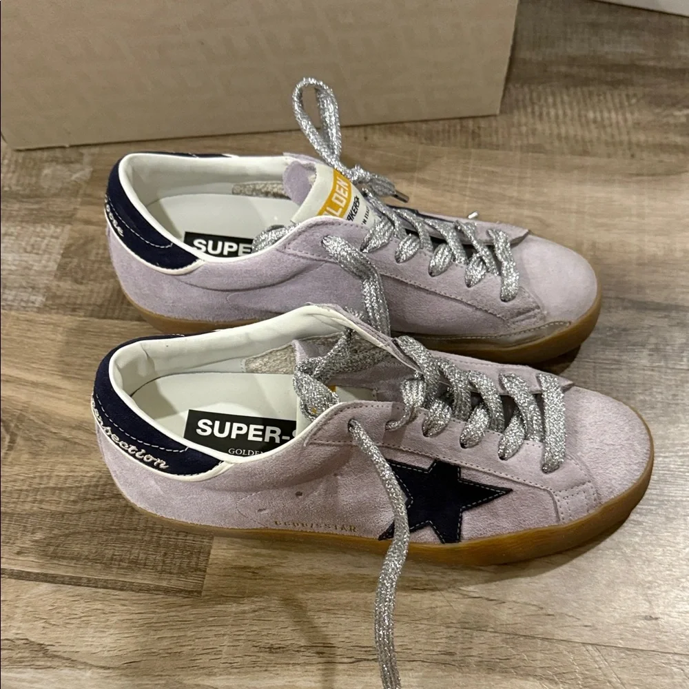 NWT in box Golden Goose Women's Sneakers in White and Navy with Glitter Laces - Picture 6 of 14